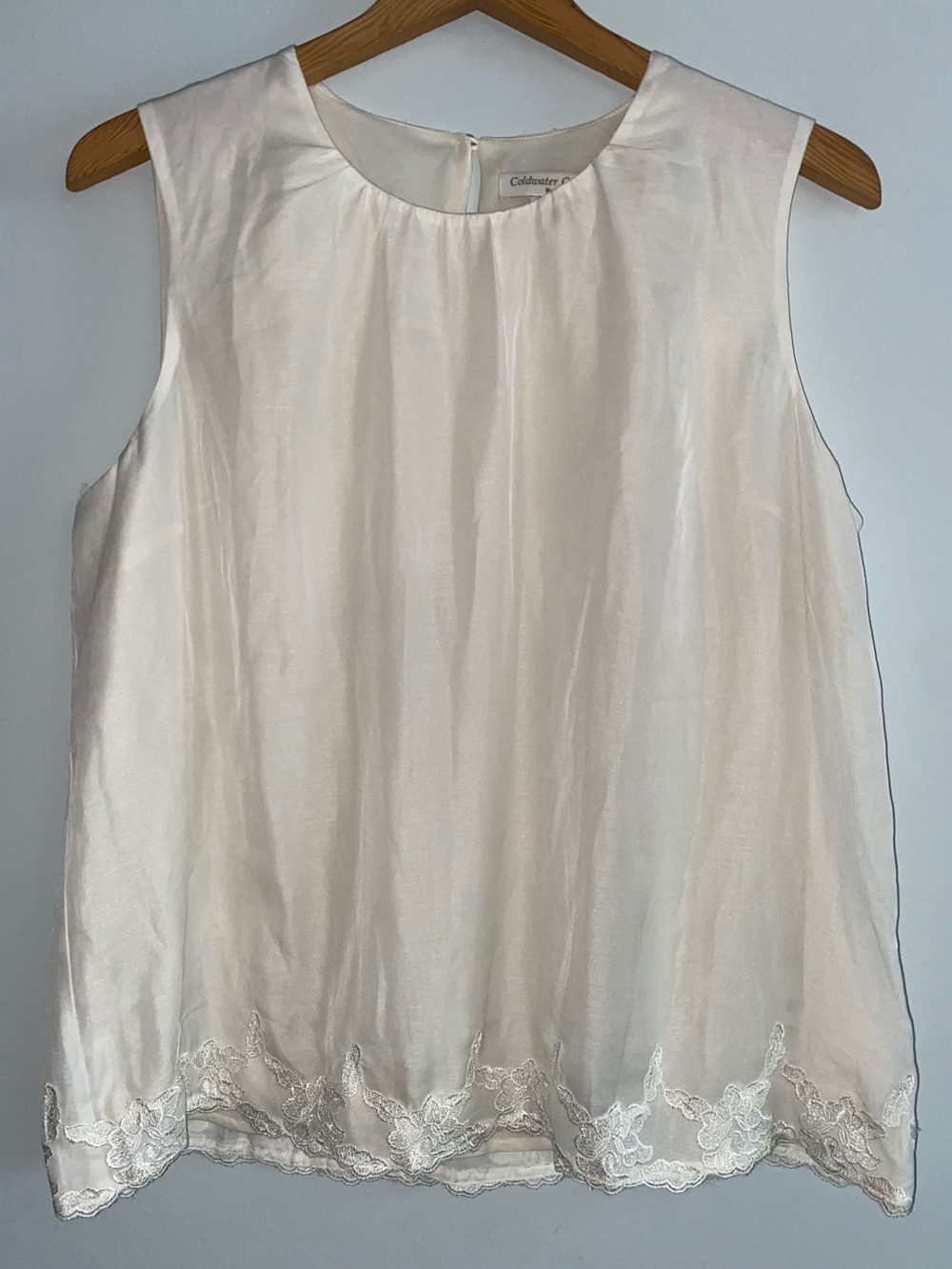 CLASSY COLDWATER CREEK TOP - SIZE 14